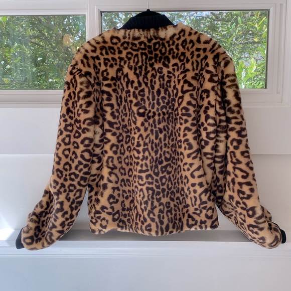 Splendid Women’s Jacket Cheetah Print Fur Bomber Jacket - size: medium - Picture 4 of 10